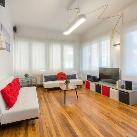 Ybarra Apartment By People Rentals Bilbao Buitenkant foto