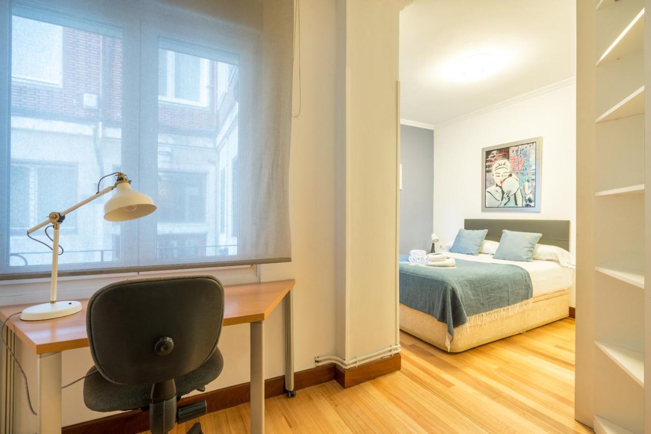 Ybarra Apartment By People Rentals Bilbao Buitenkant foto
