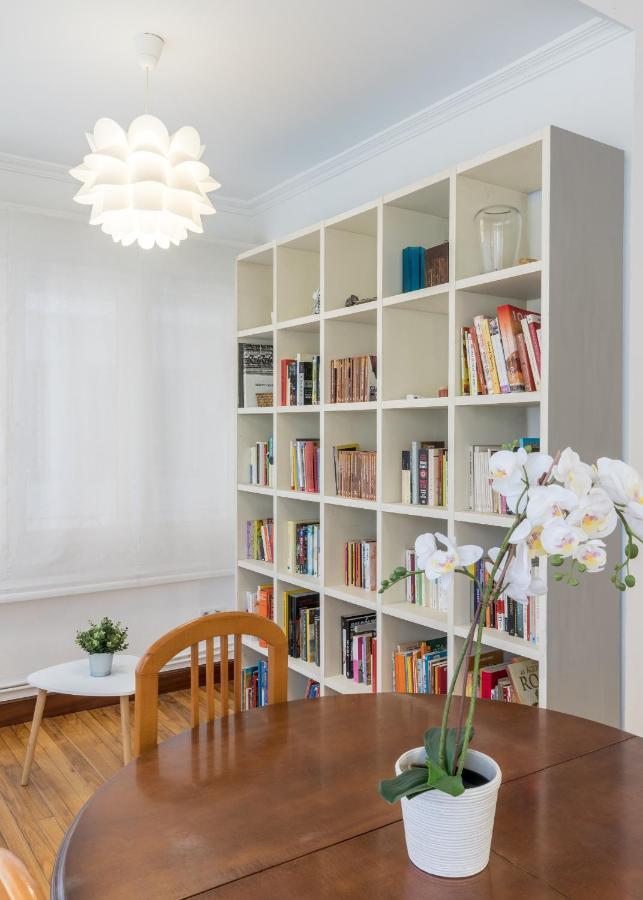 Ybarra Apartment By People Rentals Bilbao Buitenkant foto